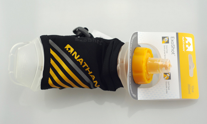 跑步不带软水壶？你OUT了 | Nathan ExoShot软手持水壶测评