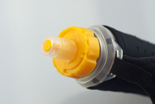 跑步不带软水壶？你OUT了 | Nathan ExoShot软手持水壶测评