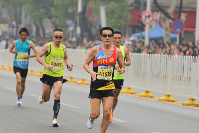 来来来，干了这杯热干面                   --------记我的2016武汉马拉松