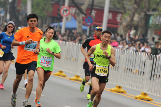 来来来，干了这杯热干面                   --------记我的2016武汉马拉松