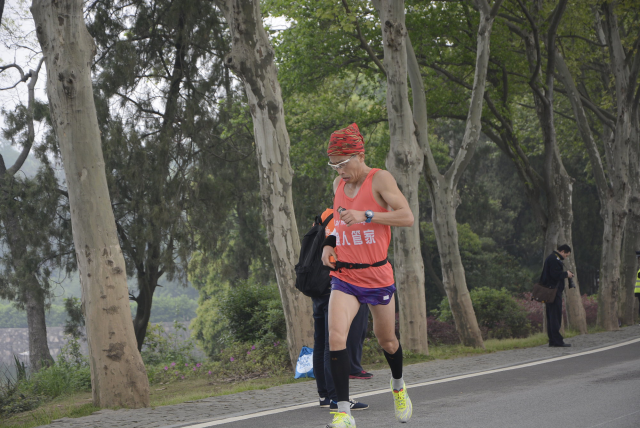 来来来，干了这杯热干面                   --------记我的2016武汉马拉松