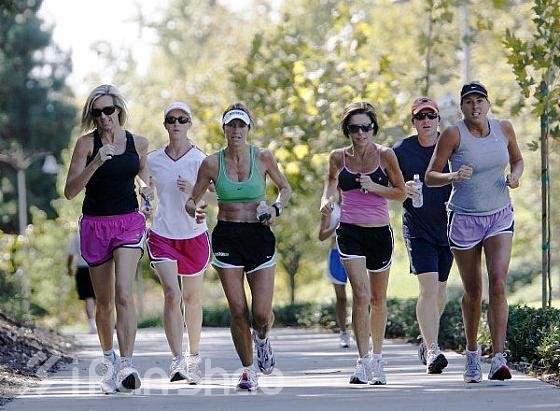 父亲节 | 相伴跑遍全美50州，一对美国百马父女的故事