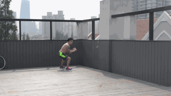 允许黑练 拒绝练黑 | 运动防晒哪家强？肉体实测告诉我们真相！