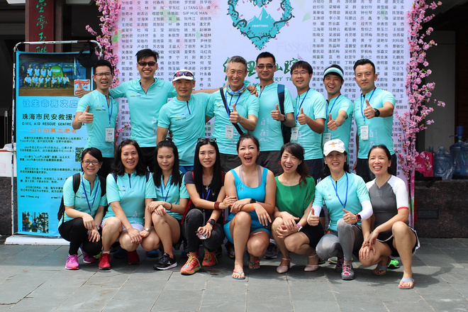 和一个慢半拍的姐姐组合，才是最佳拍档！——纪念金鱼姐妹花的第一场越野赛