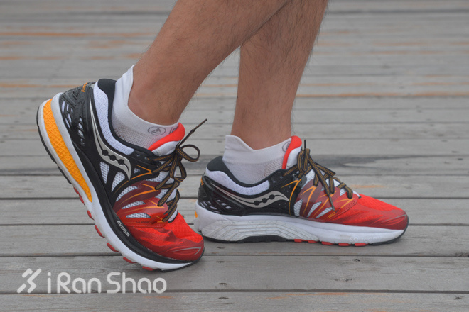 跑鞋 | SAUCONY 圣康尼 HURRICANE ISO 2 你若踩得动它就是天命