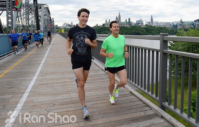 人物 | 这两位最帅的国家首脑都爱跑步