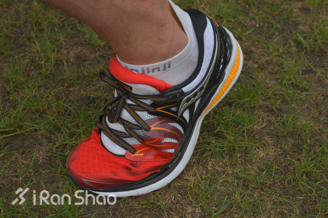 跑鞋 | SAUCONY 圣康尼 HURRICANE ISO 2 你若踩得动它就是天命