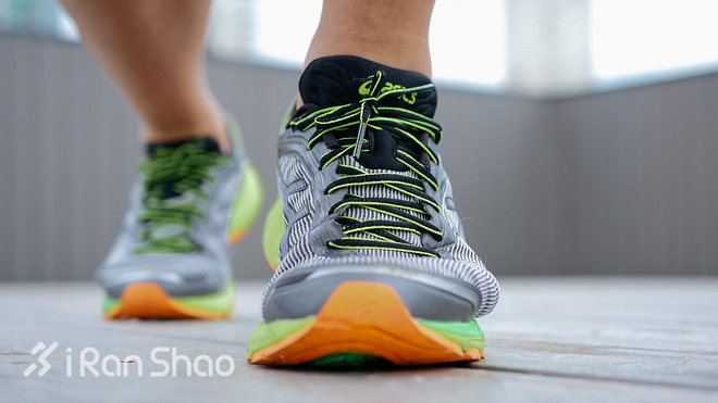 跑鞋 | ASICS DynaFlyte 做一双让人上瘾的跑鞋