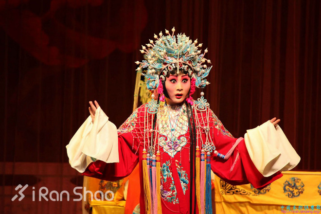 兰马 │一座爱恨分明的城 一场荡气回肠的马拉松