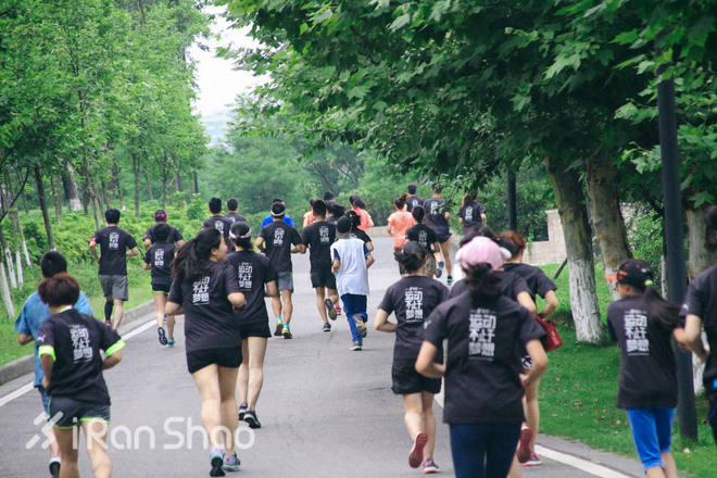 领跑成都 | 约跑，就得来真的