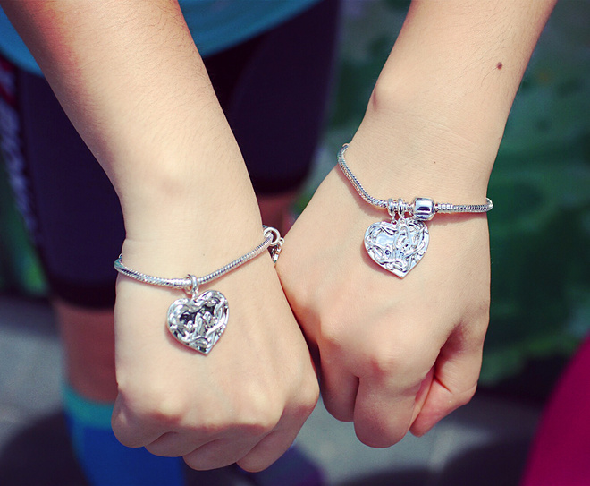 和一个慢半拍的姐姐组合，才是最佳拍档！——纪念金鱼姐妹花的第一场越野赛