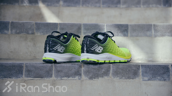 跑鞋 | New Balance Vazee 2090 是时候进入氮气缓冲时代了