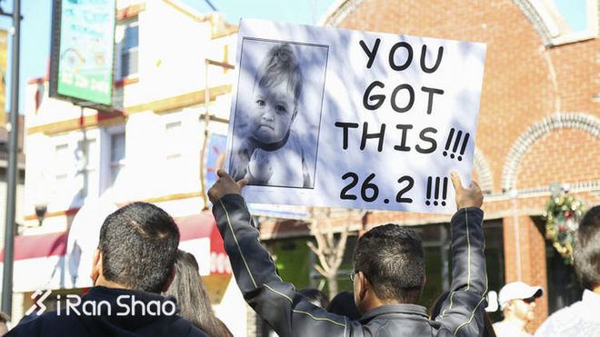 回顾 | 活久见！马拉松赛道的标语满是套路啊