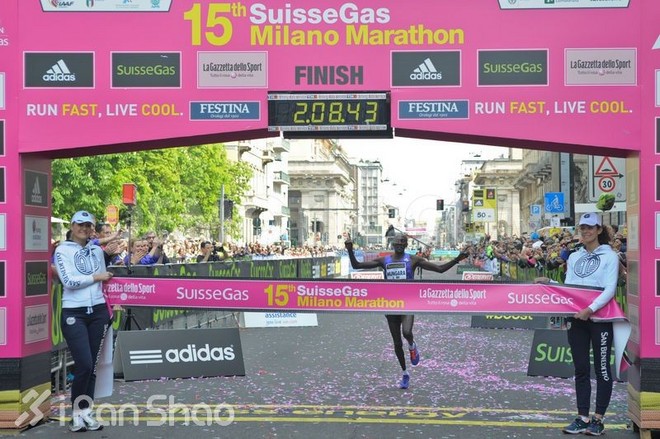 现场 | 2016金岸马：川内优辉被秒杀 他妈首马3:48