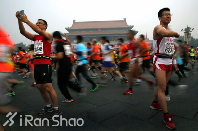 独家 | 从“全马时代”到“全民时代” 一张图读懂2016北京马拉松