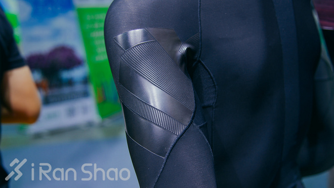 一周新鲜装备资讯 | 跑鞋以换配色为本