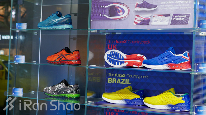 现场 | 淮海路战局 这次轮到ASICS出马了