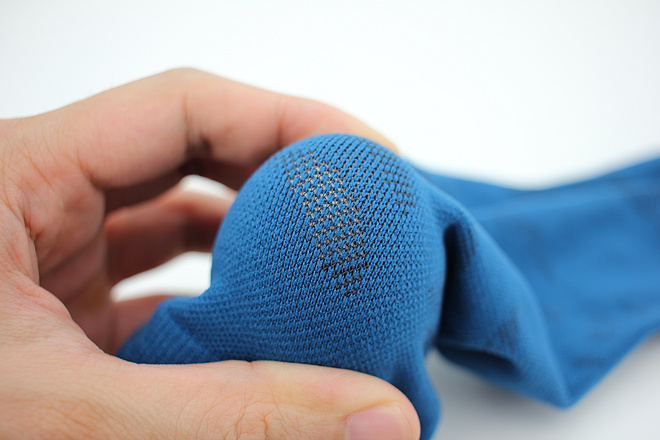 “工匠出利器”  ——悍将疾风系列跑步袜测评