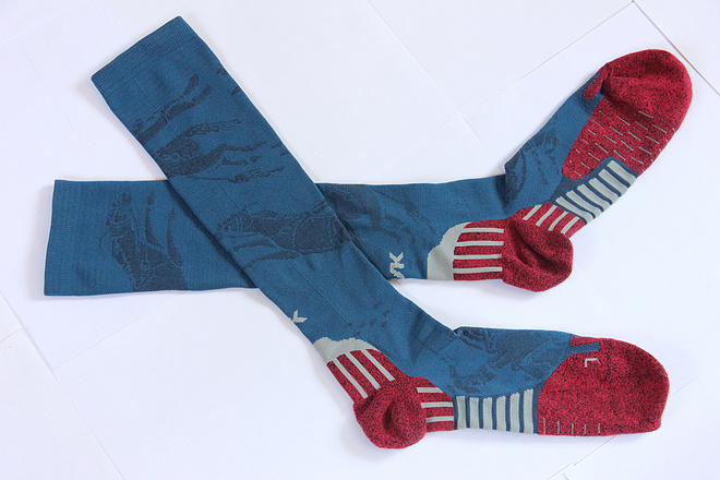 “工匠出利器”  ——悍将疾风系列跑步袜测评