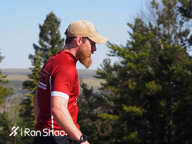 人物 | 明尼苏达州有个爱越野跑的镇长