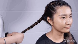 六款最适合跑步的女生发型 轻松打造完美运动女神