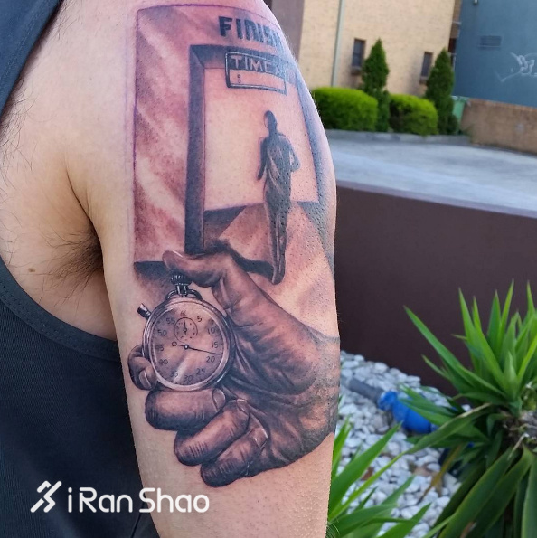 我纹身但我也是个严肃跑者