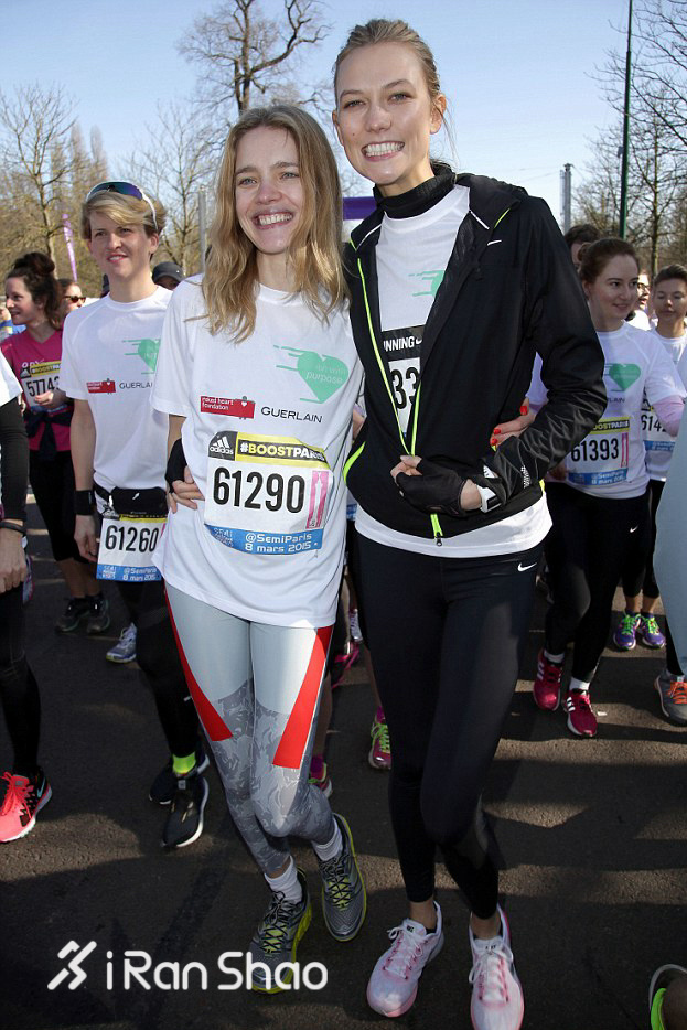 这些长腿名模们从T台跑到了赛道上