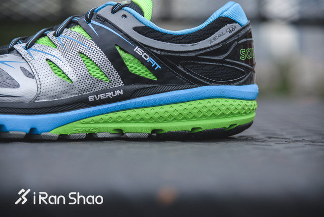开箱 | Saucony 圣康尼 Zealot ISO 2 以269克挑战百公斤压力