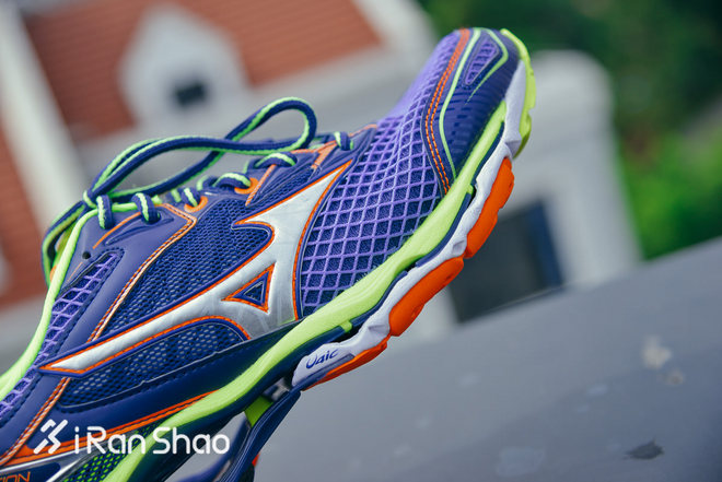 开箱 | Mizuno Wave Creation 18 机械缓震玩的就是心跳