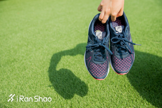 疾风闪过 加速不停 | 小白跑者New Balance Vazee 体验全记录