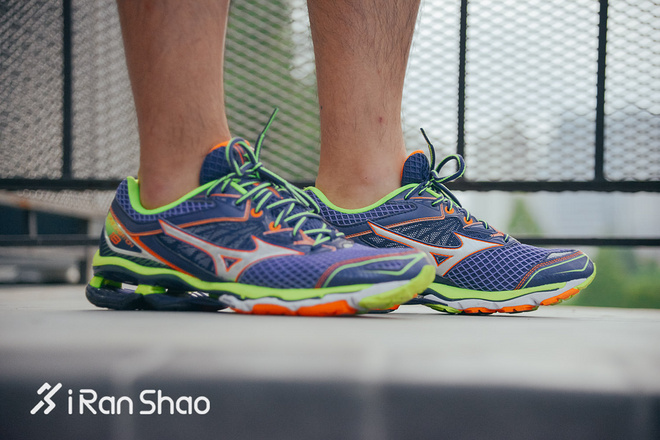 跑鞋 | 机械缓震之外 Mizuno Wave Creation 18还需要做更多