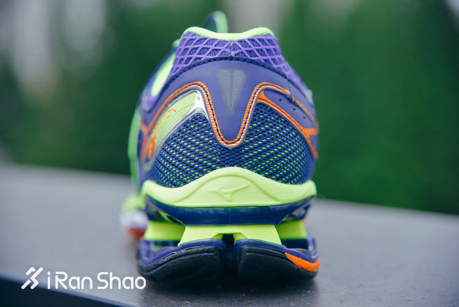 开箱 | Mizuno Wave Creation 18 机械缓震玩的就是心跳