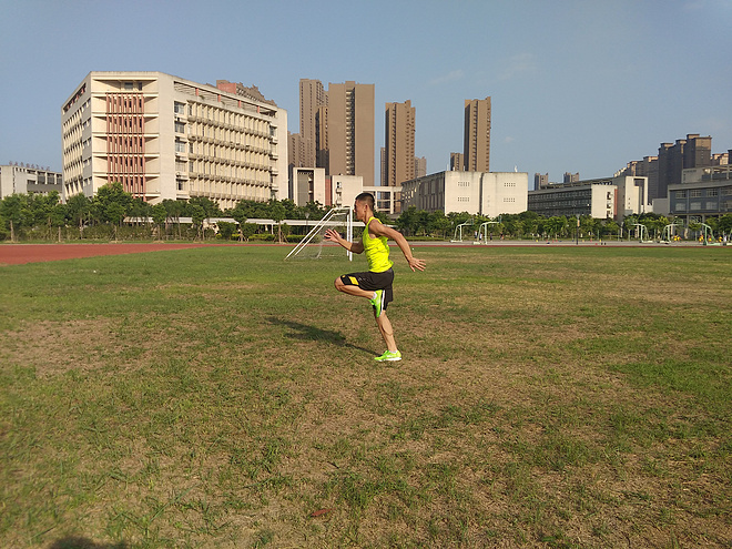 欲罢不能——Skins DNAmic Superpose | 2in1 梯度压缩短裤评测