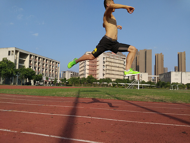 欲罢不能——Skins DNAmic Superpose | 2in1 梯度压缩短裤评测