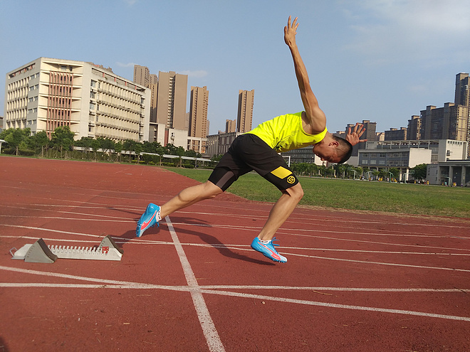 欲罢不能——Skins DNAmic Superpose | 2in1 梯度压缩短裤评测