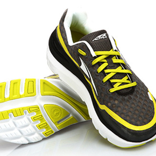 跑步新手永远不会选错的5款跑鞋（2016版）