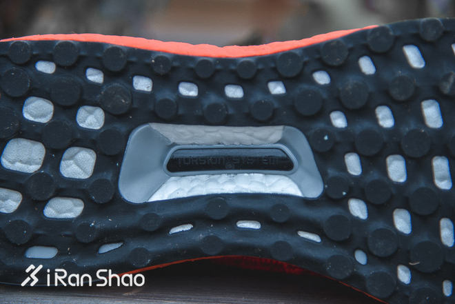 开箱 | adidas UltraBOOST Uncaged 当最强跑鞋化身最潮跑鞋