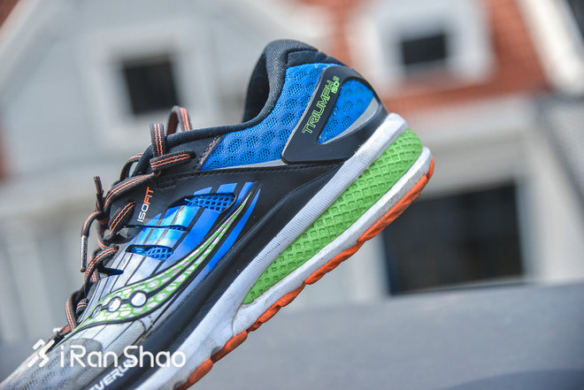 TopX | 硬碰硬较量 四款主流缓冲跑鞋横评对比