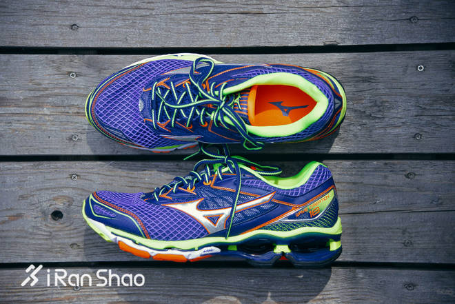 开箱 | Mizuno Wave Creation 18 机械缓震玩的就是心跳