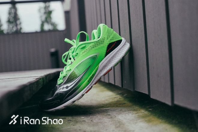 跑步新手永远不会选错的5款跑鞋（2016版）
