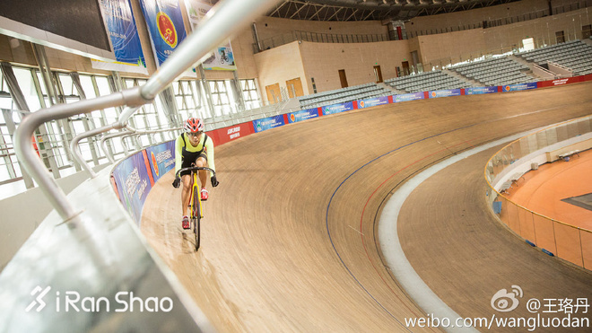 这些明星够狠的 为了好身材都去跑步健身了