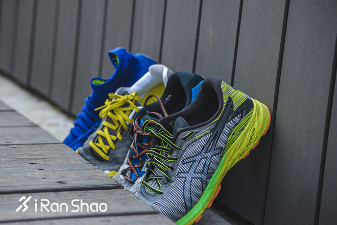 TopX | 硬碰硬较量 四款主流缓冲跑鞋横评对比