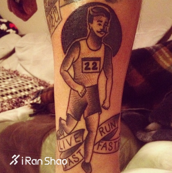 我纹身但我也是个严肃跑者
