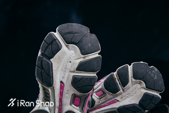 科普 | 这些跑过500+公里的鞋最后都变成了这样