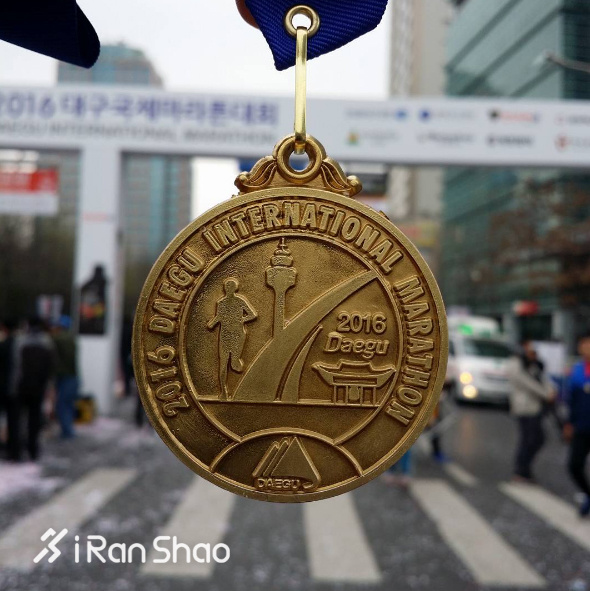 经验 | 学会这三招 把你的完赛奖牌拍的更弹眼落睛