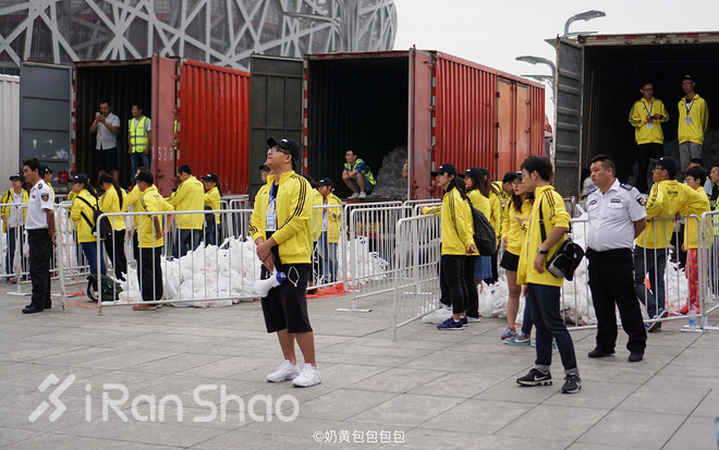 三万分之一 | 经历多年尴尬的吐槽后，36岁的北京马拉松正在赢回人心