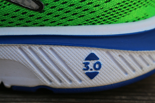 实力不够，跑鞋来凑——最专业的小众跑鞋GRAVITY V评测