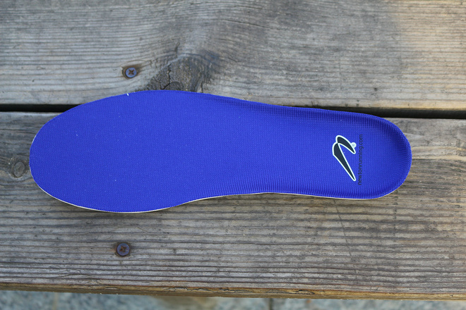 实力不够，跑鞋来凑——最专业的小众跑鞋GRAVITY V评测