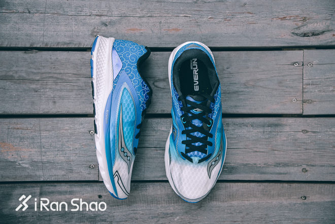 开箱 | 祥云附身 Saucony Kinvara 7北京马拉松限量款