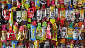 你和PB之间只有一个爱燃烧马拉松参赛套包的距离